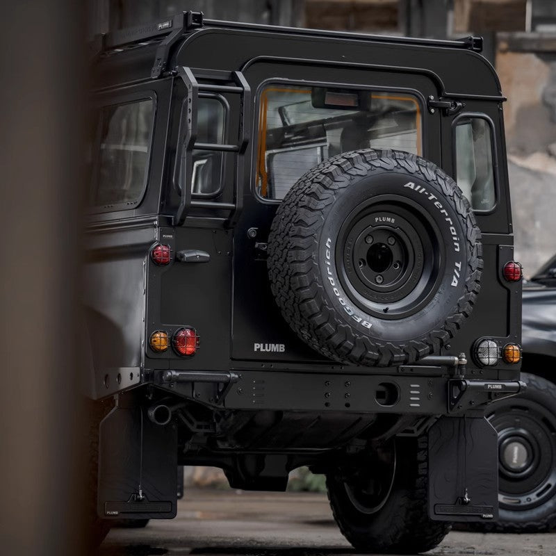 PLUMB rear bumper modification kit for Land Rover Defender old model 90-2016.  Protective anti-collision bumper and rear climbing footstep.