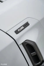 Load image into Gallery viewer, PLUMB &quot;M-one&quot; Series Side Air Vents For Land Rover Defender 90/110/130/V8