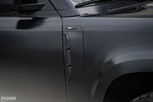 Load image into Gallery viewer, PLUMB &quot;M-one&quot; Series Side Air Vents For Land Rover Defender 90/110/130/V8