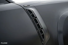 Load image into Gallery viewer, PLUMB &quot;M-one&quot; Series Side Air Vents For Land Rover Defender 90/110/130/V8