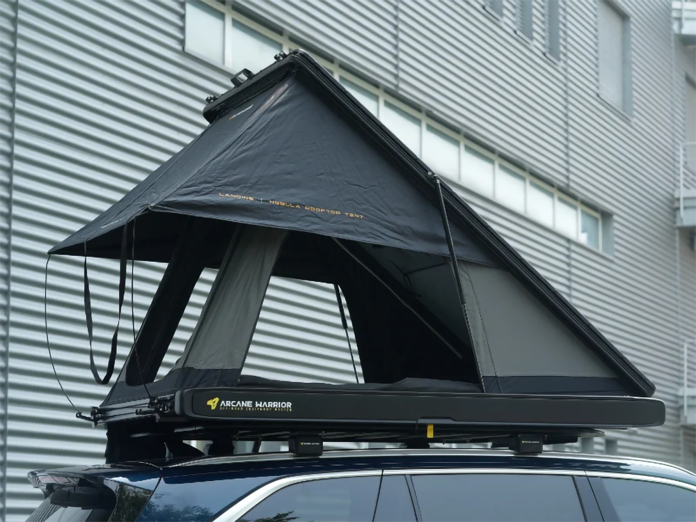 14cm high ARCANE WARRIOR aerodynamic roof top tent for extreme adventures