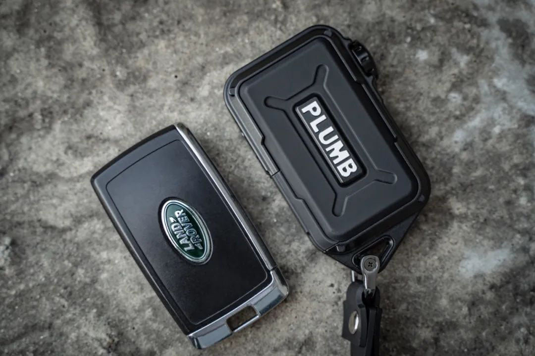 PLUMB "M-one" Series Key Cover for Land Rover