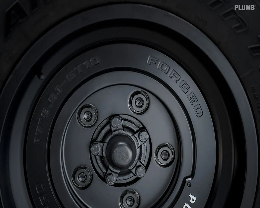 PLUMB Land Rover Defender Classic Series 76  Forged Wheel