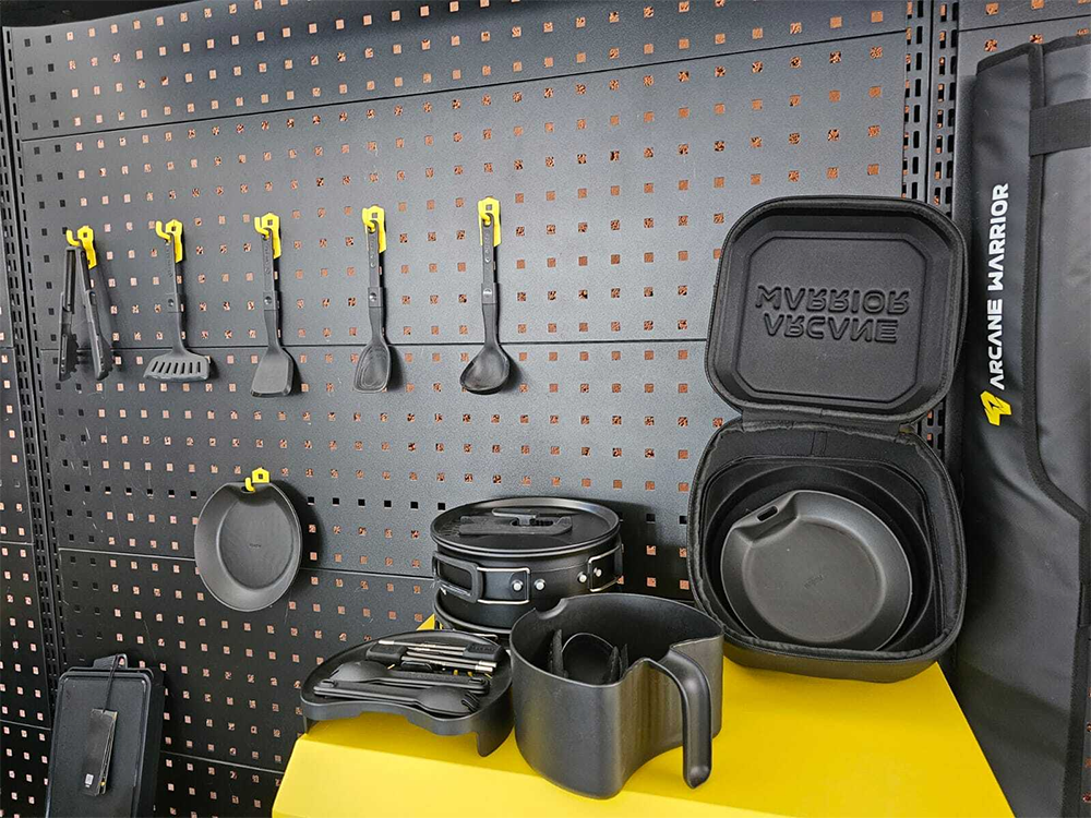 Arcane Warrior LANDING Outdoor Cooking Set